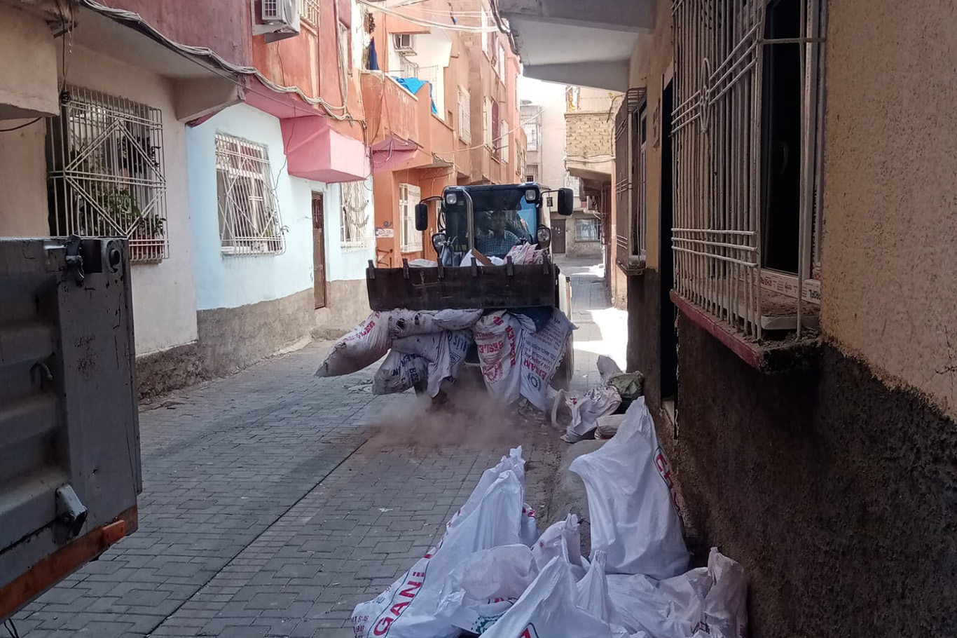 Bağlar Belediyesi Temizlik İşleri