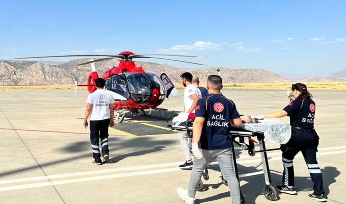 AMBULANS HELİKOPTERLE DİYARBAKIR'A NAKLEDİLDİ