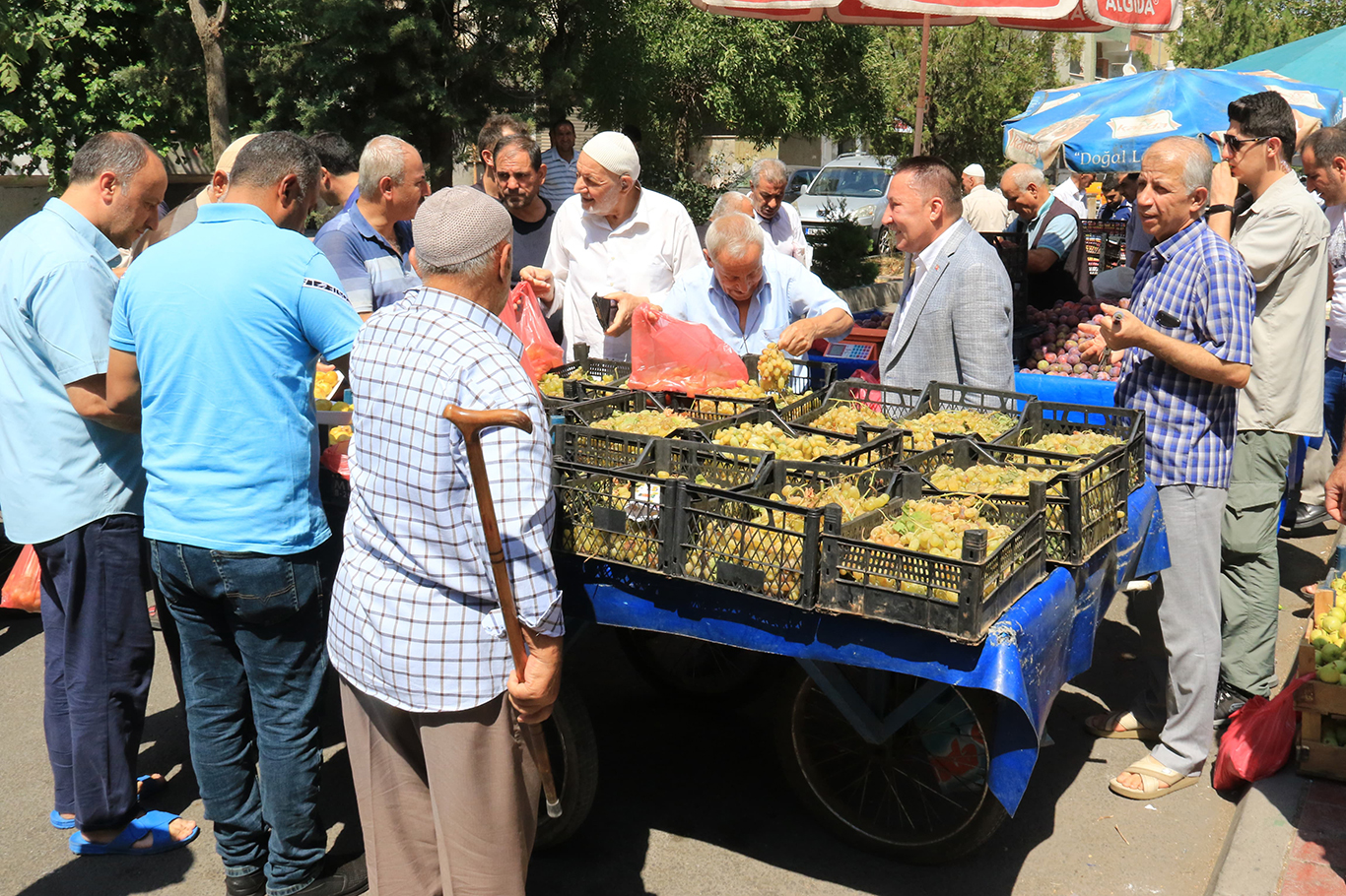 Bağlar Belediyesi tahrip olan sokakta yenileme çalışması yapacak