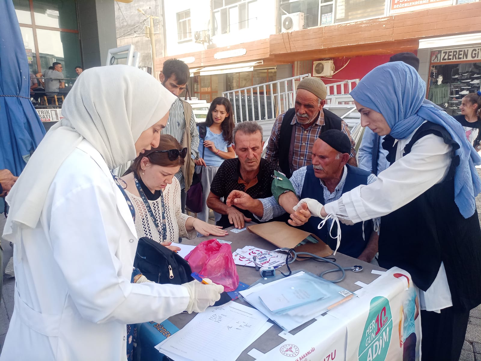 Hani’de Halk Sağlığı Haftası etkinlikleriyle toplum bilinçlendiriliyor