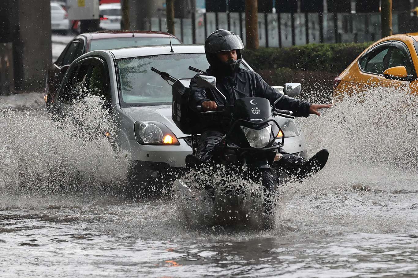 Meteoroloji’den 13 il için turuncu ve sarı kodlu uyarı