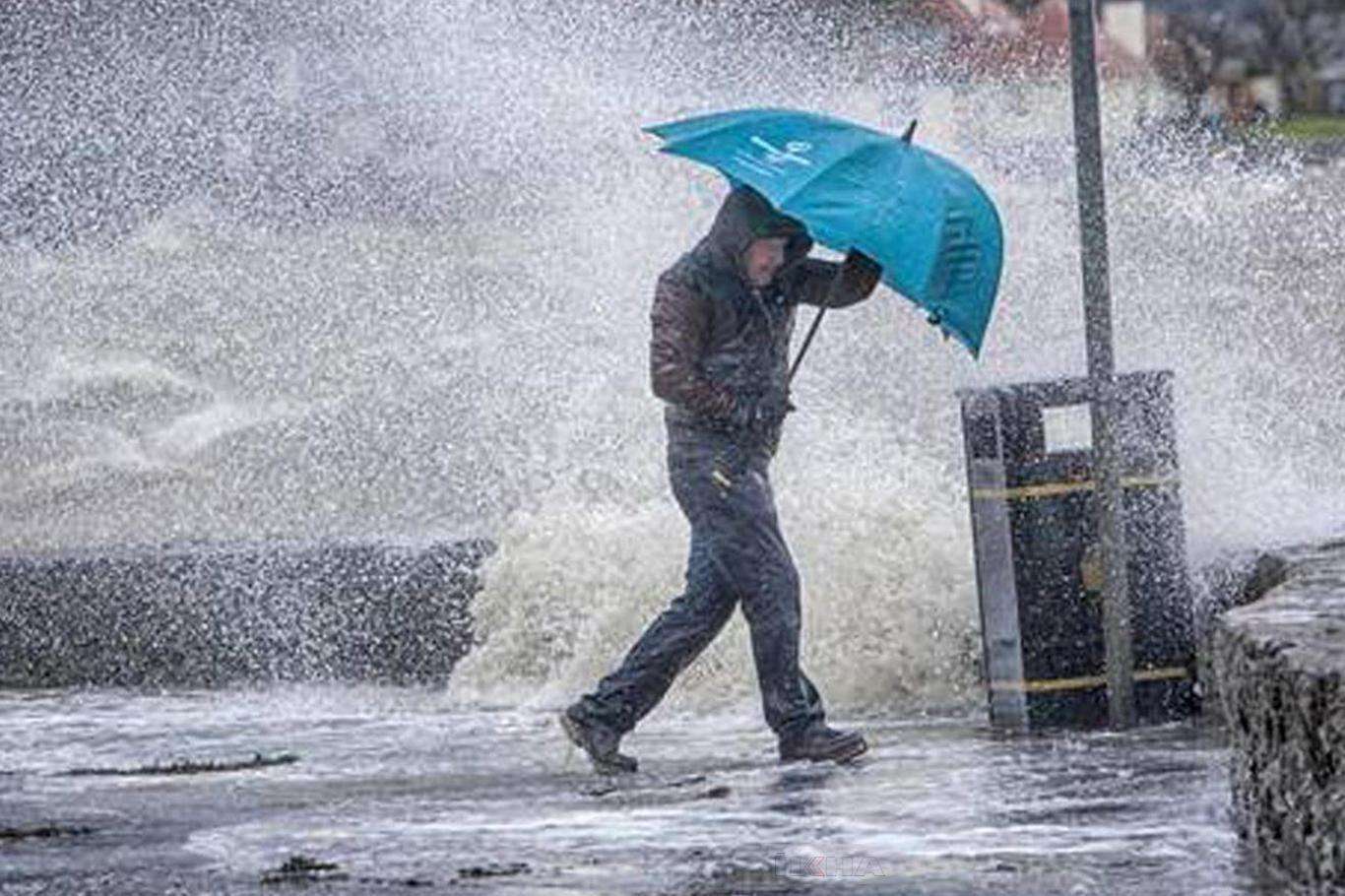 Meteoroloji’den fırtına ve sağanak uyarısı