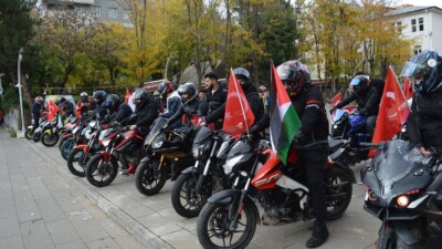 Yüzlerce motosikletli Filistin’e destek için konvoyda buluştu 