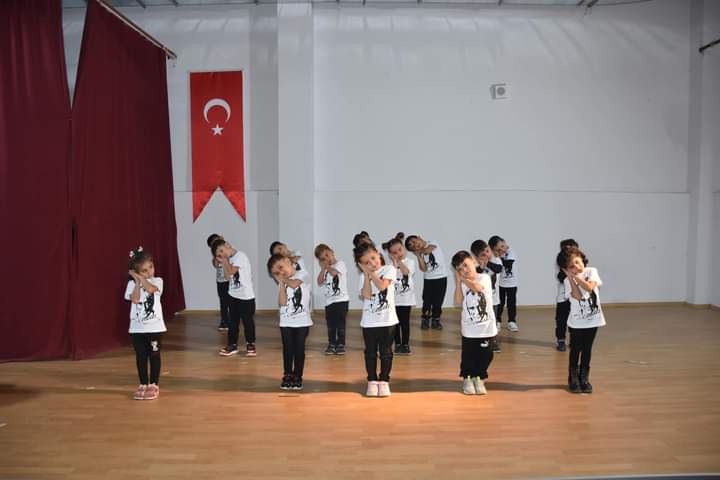 Hani’de 10 Kasım Atatürk’ü Anma Programı Düzenlendi