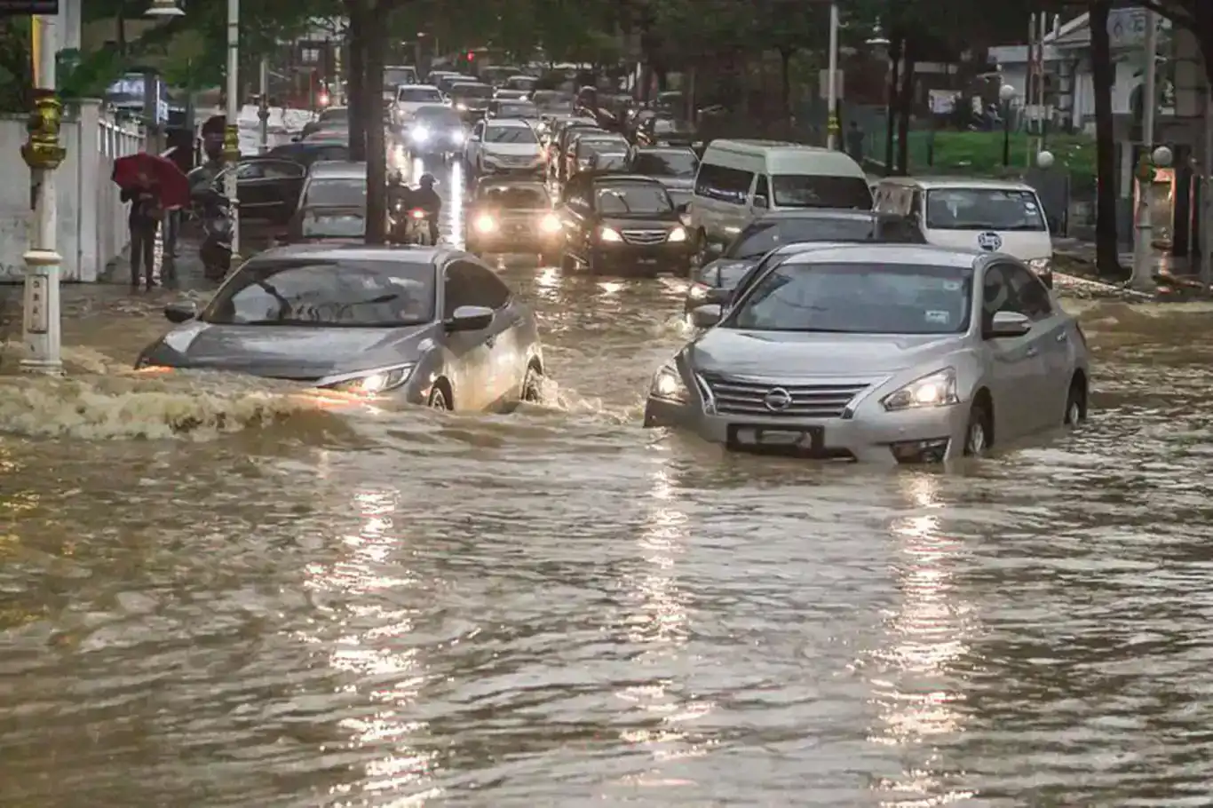 Meteorolojiden kuvvetli yağış uyarısı