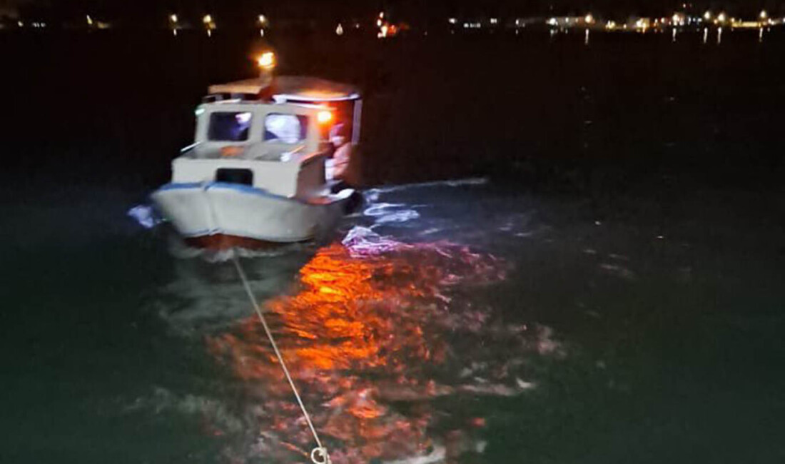 Beykoz açıklarında, içerisinde bulunan