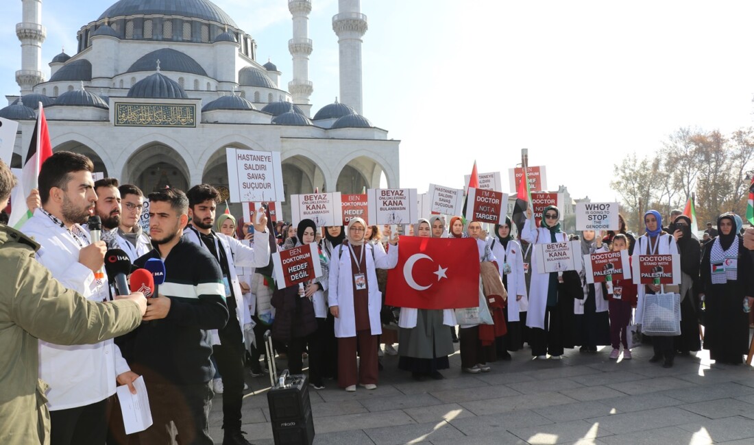 Ankara Ulus Meydanında bulunan