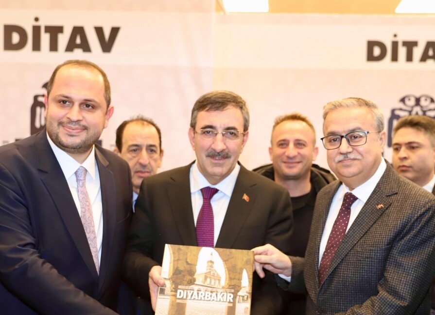 Diyarbakır Valiliği, Büyükşehir Belediyesi