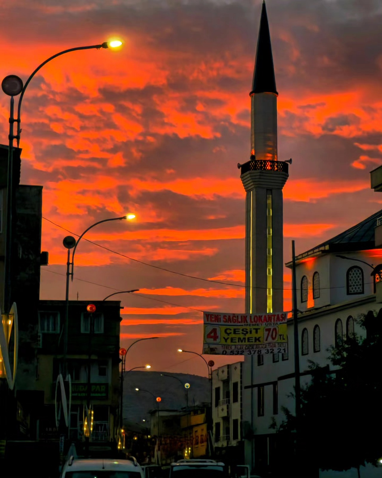 HANİDE GÜN BATIMI MANZARASI