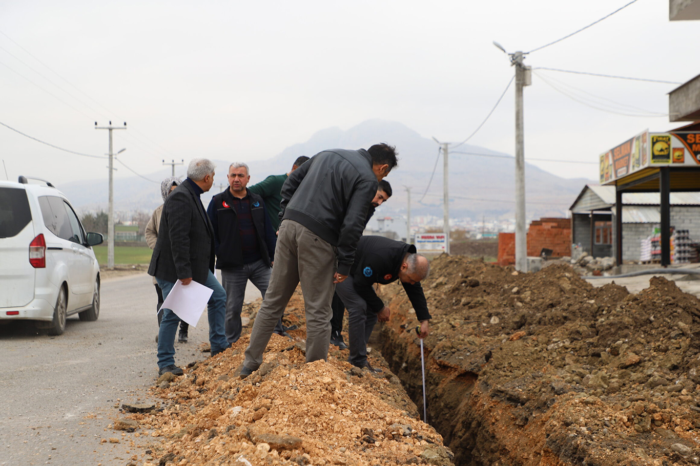 Ergani İstasyon ve Bagür mahallelerine yeni içme suyu şebeke hattı