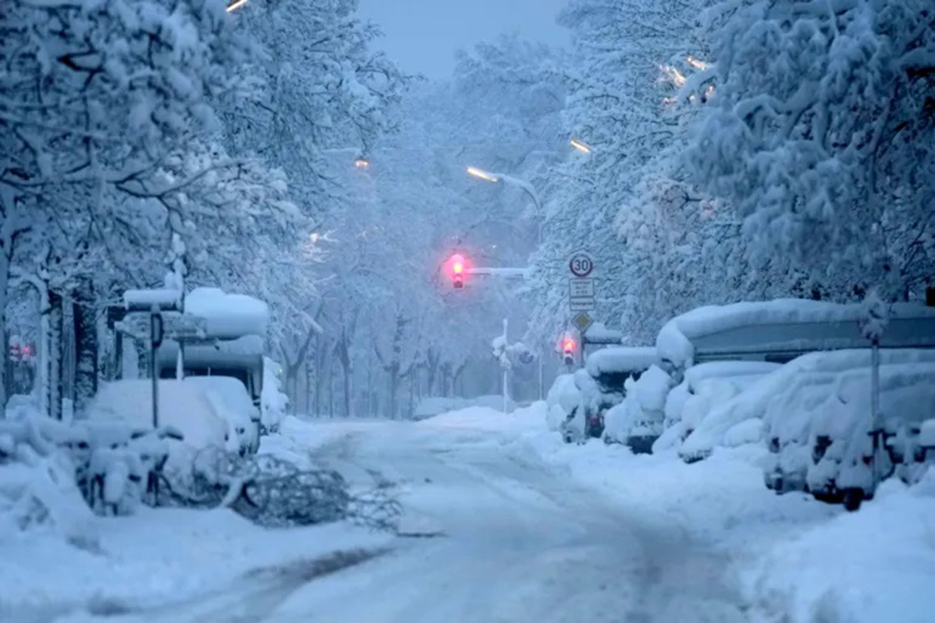 Meteorolojiden sarı ve turuncu kodlu kar uyarısı