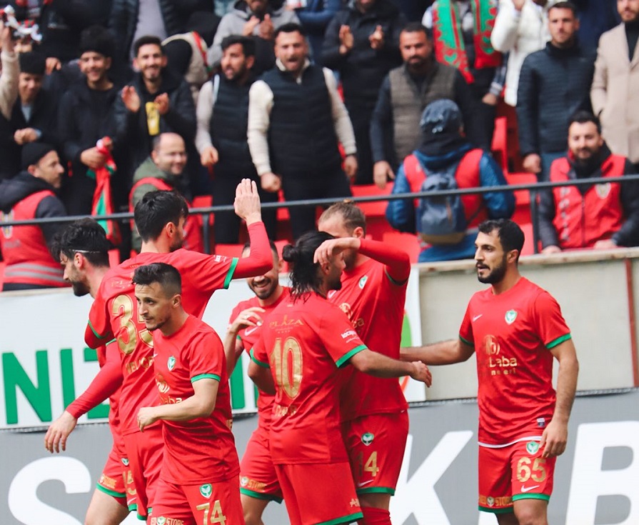 Amedspor zirveye oynuyor