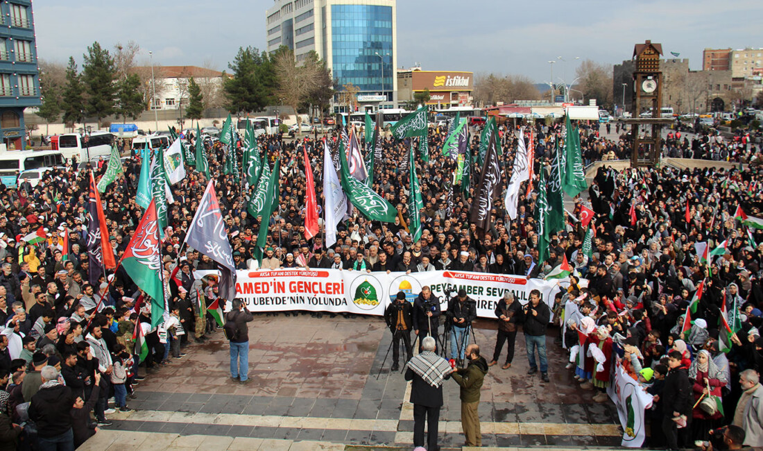 Peygamber Sevdalılarının düzenlediği Büyük