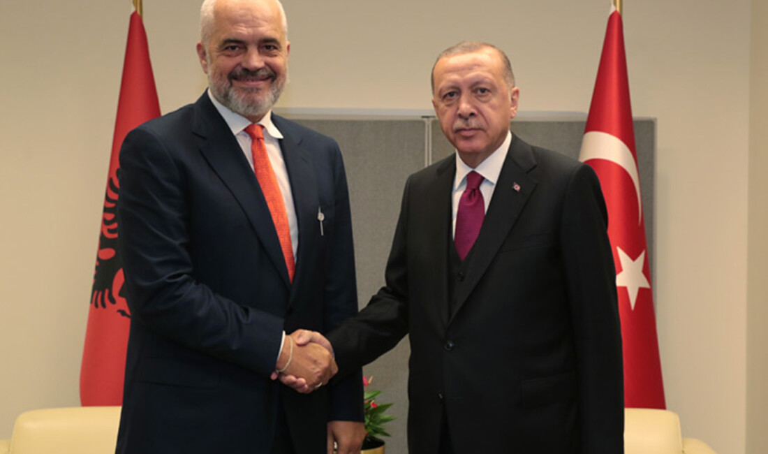 Arnavutluk Başbakanı Edi Rama,