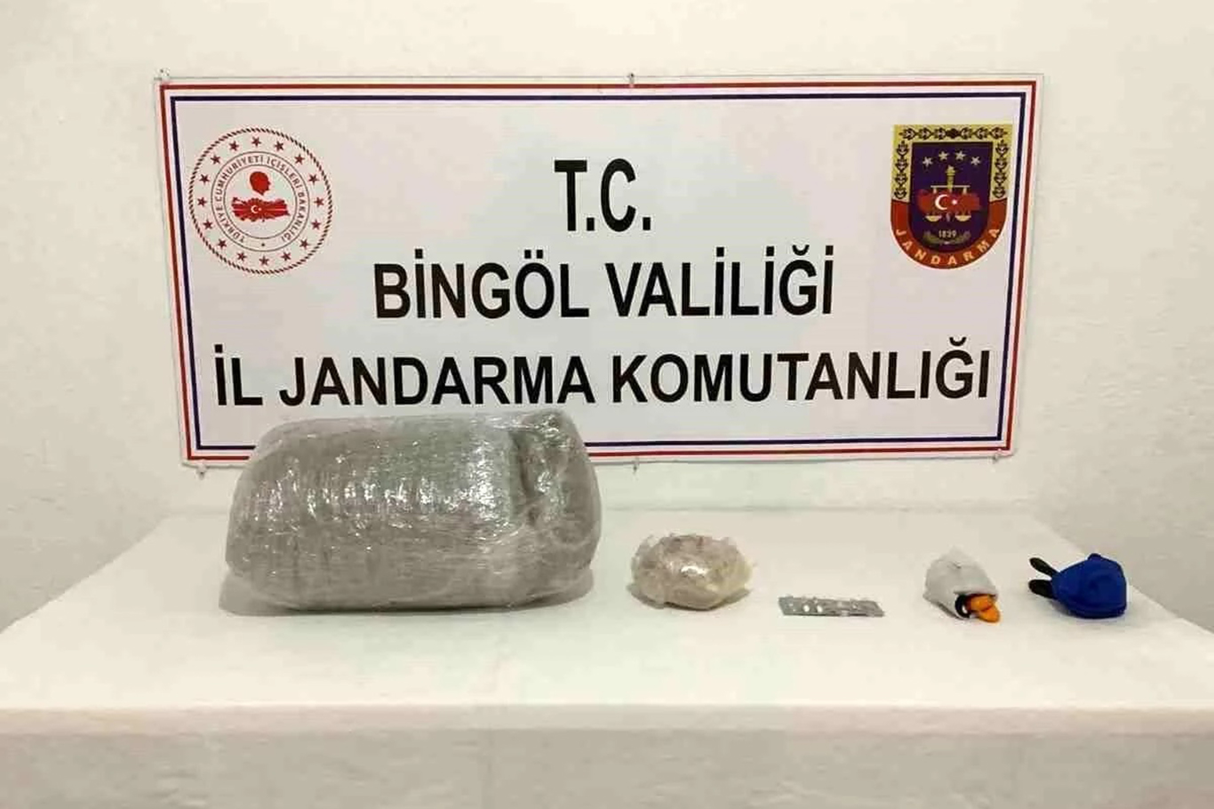 Bingöl’de 2.6 kilo esrar ele geçirildi