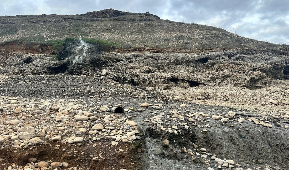 Tunceli'de atık suyun baraj