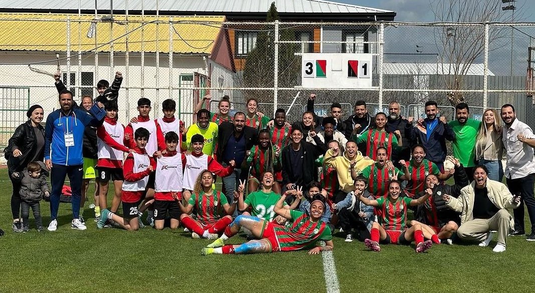 Amedspor Kadın Futbol Takımı