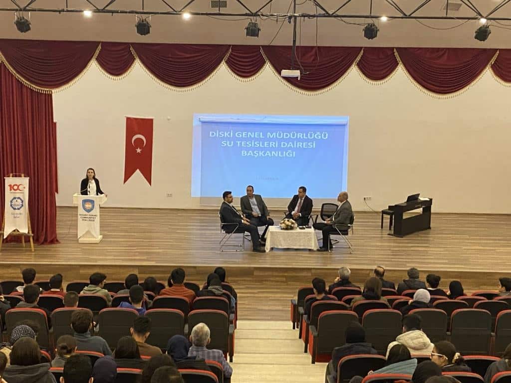 DİSKİ, “Su Verimliliği” panelinde öğrencilerle buluştu