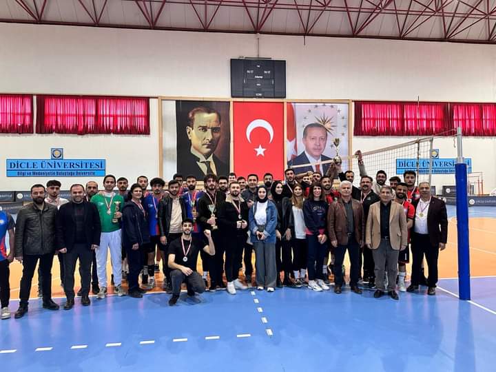 Voleybol finalleri Diyarbakır’da sona erdi