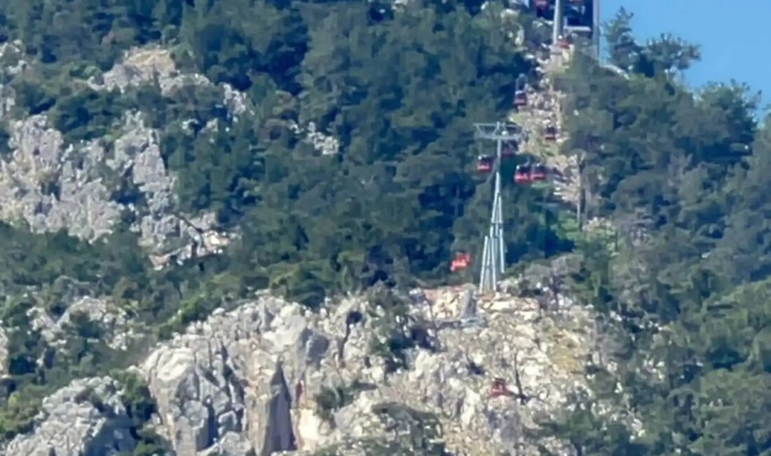 Antalya'daki kazada teleferik hattını