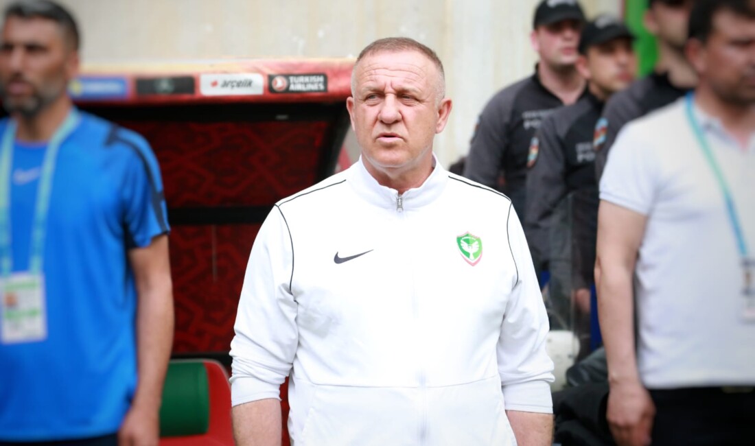 Amedspor Teknik Direktörü Mesut