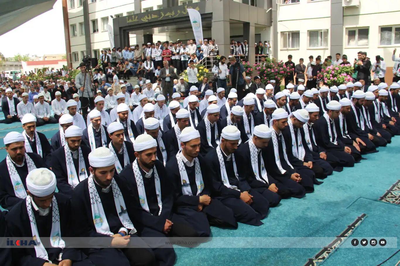 İTTİHADUL ULEMA 10’u hafız 74 talebeye icazet verdi